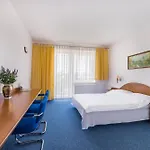 La Kasandra לינה וארוחת בוקר 3*